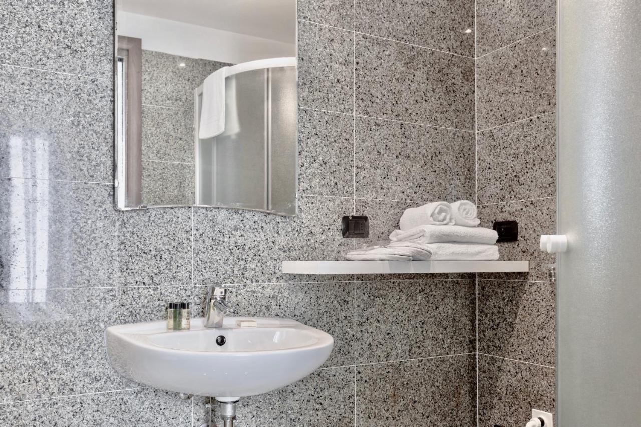 Aiello Suites Мілан Екстер'єр фото